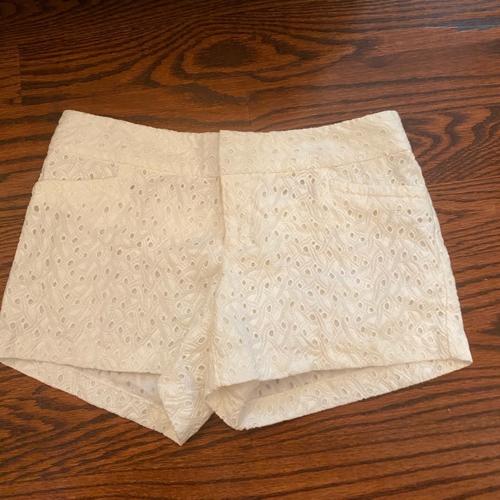 white pulitzer shorts